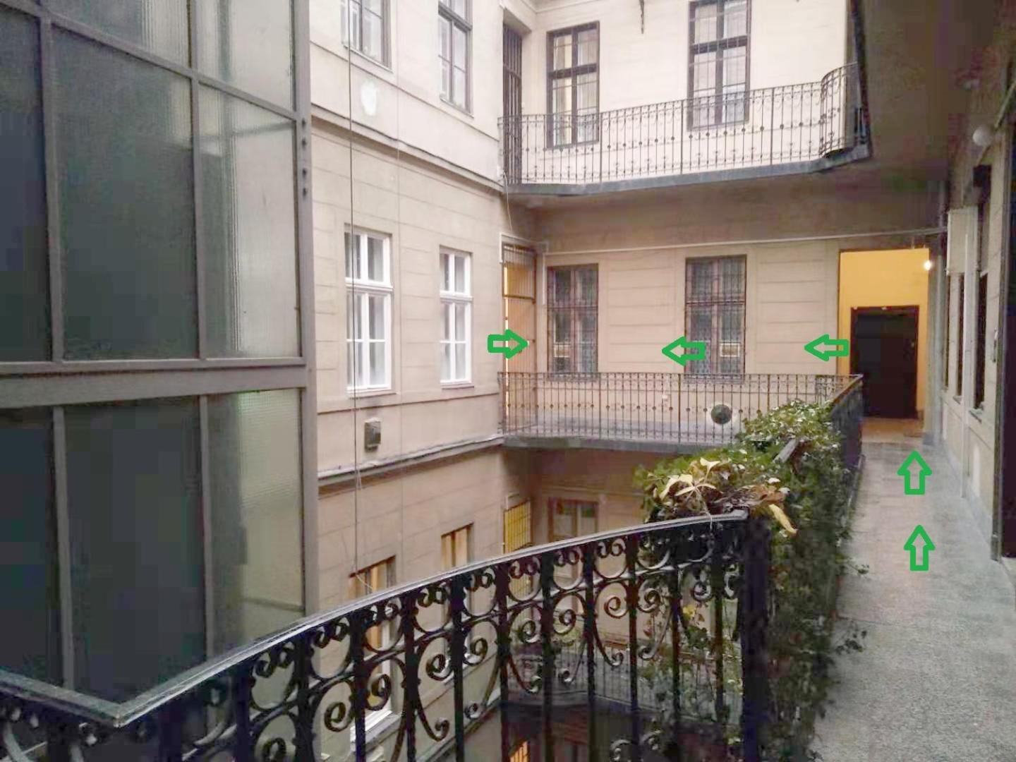 Апартаменты E34 Будапешт Экстерьер фото