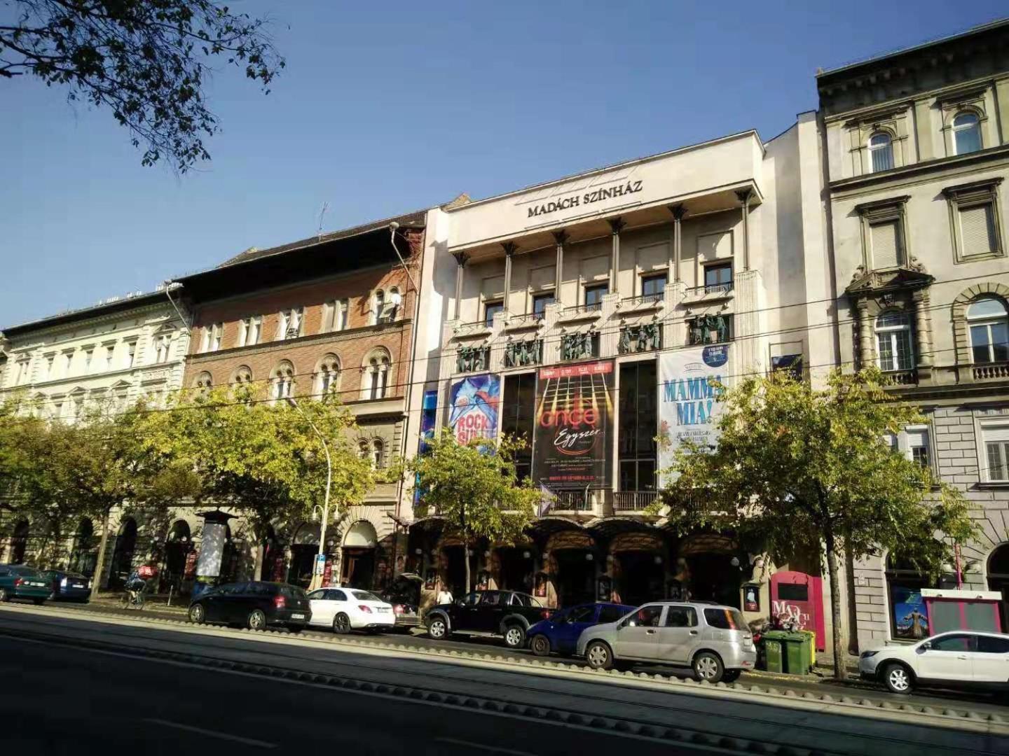 Апартаменты E34 Будапешт Экстерьер фото
